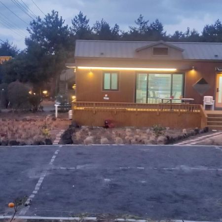 Hamdeok Pool Villa Pension Jeju Luaran gambar